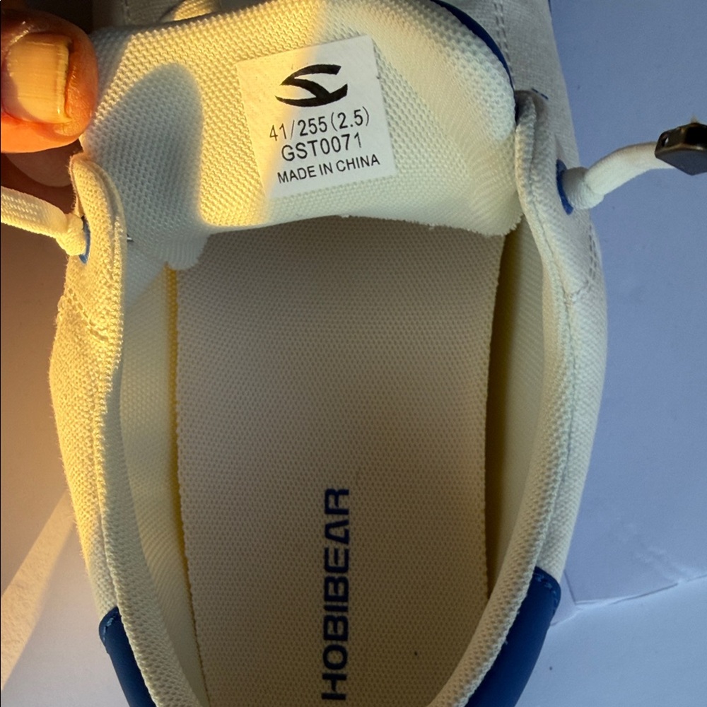 HOBIBEAR Men’s Cream & Blue Low-Top Canvas Sneakers - Picture 5 of 5